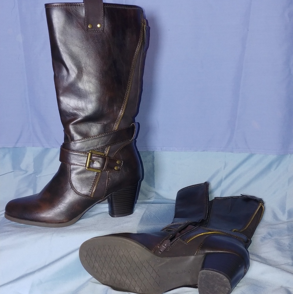 Brown boots